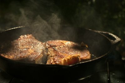 Rundvet is het nieuwe bakvet, maar is het ook gezonder?