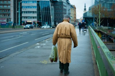 De trenchcoat is terug, maar dan relaxter